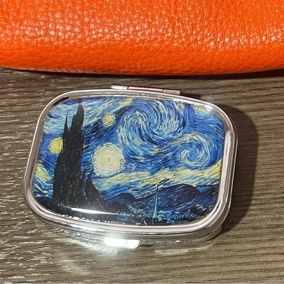 Starry Night Pill Box Portable Metal Pill Organizer 2 Compartment NWOT - Picture 5 of 7